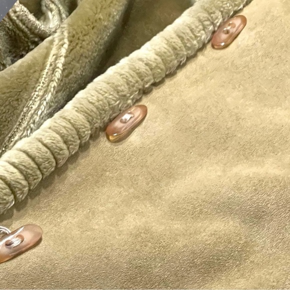 Jones New York Faux Suede / Fur Hooded Toggle Button Coat Size Medium - Picture 15 of 16